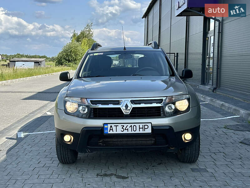 Позашляховик / Кросовер Renault Duster 2011 в Івано-Франківську