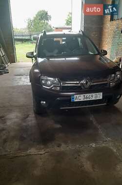 Внедорожник / Кроссовер Renault Duster 2016 в 