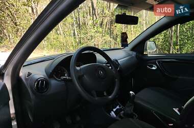 Внедорожник / Кроссовер Renault Duster 2011 в Крыжополе