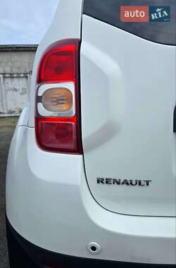 Внедорожник / Кроссовер Renault Duster 2016 в Каменском