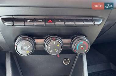 Внедорожник / Кроссовер Renault Duster 2018 в 