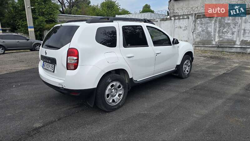 Позашляховик / Кросовер Renault Duster 2016 в Кам'янському