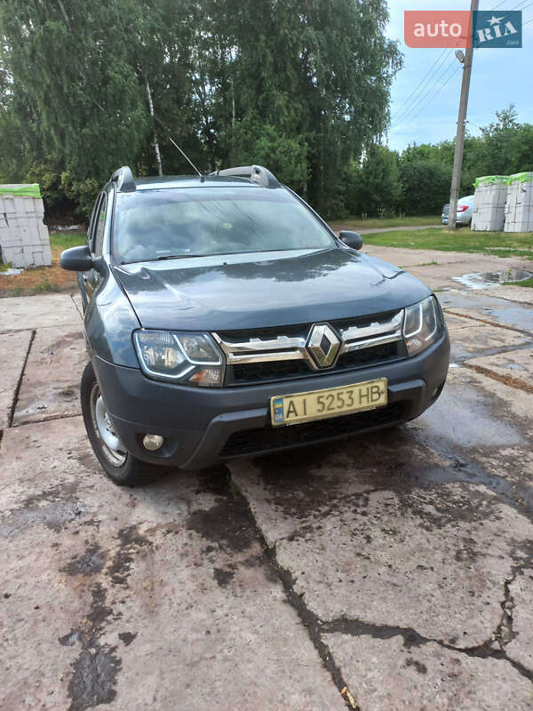 Внедорожник / Кроссовер Renault Duster 2017 в Згуровке