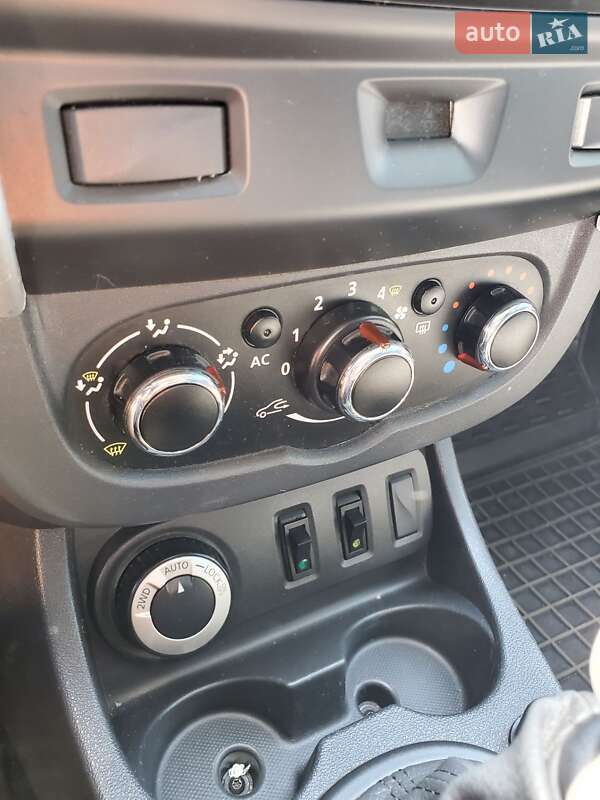 Внедорожник / Кроссовер Renault Duster 2015 в Кропивницком