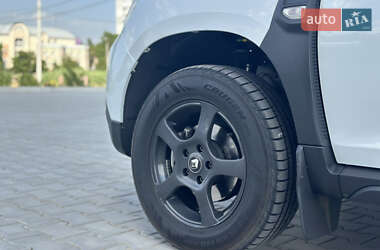 Позашляховик / Кросовер Renault Duster 2022 в 
