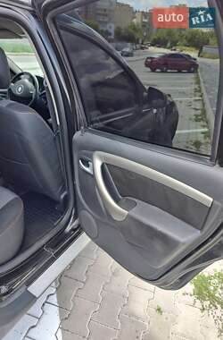 Внедорожник / Кроссовер Renault Duster 2013 в 
