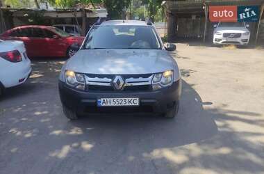 Внедорожник / Кроссовер Renault Duster 2017 в 