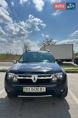 Внедорожник / Кроссовер Renault Duster 2012 в 