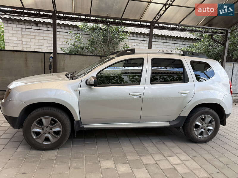 Внедорожник / Кроссовер Renault Duster 2016 в 