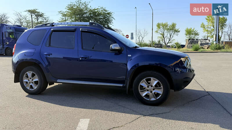 Внедорожник / Кроссовер Renault Duster 2017 в Марганце