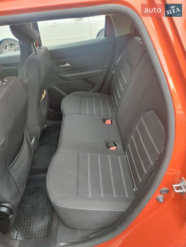 Внедорожник / Кроссовер Renault Duster 2023 в Ровно