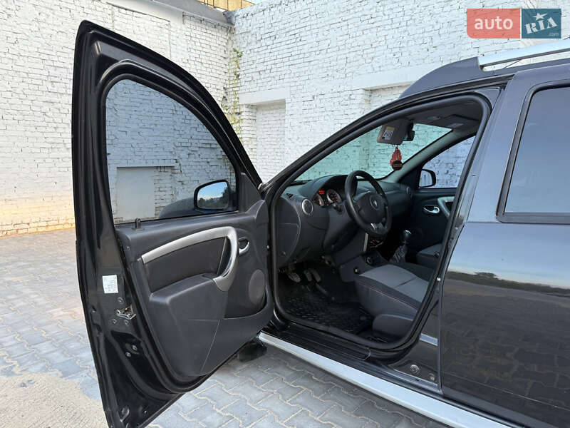 Внедорожник / Кроссовер Renault Duster 2013 в Виннице
