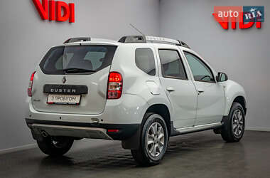 Внедорожник / Кроссовер Renault Duster 2017 в 