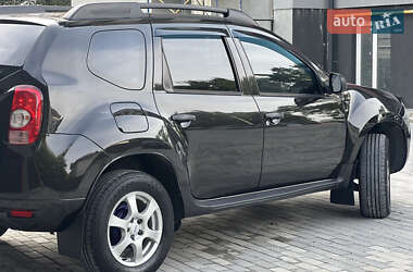 Позашляховик / Кросовер Renault Duster 2011 в 