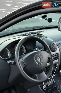 Внедорожник / Кроссовер Renault Duster 2011 в 