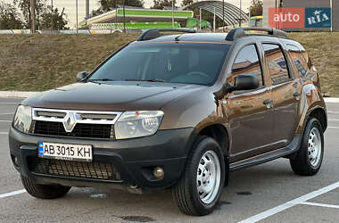 Внедорожник / Кроссовер Renault Duster 2011 в 