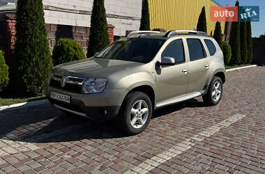 Внедорожник / Кроссовер Renault Duster 2011 в Вараше