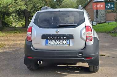 Внедорожник / Кроссовер Renault Duster 2015 в 