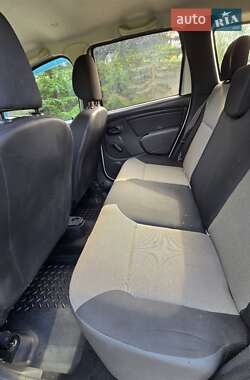 Внедорожник / Кроссовер Renault Duster 2015 в 