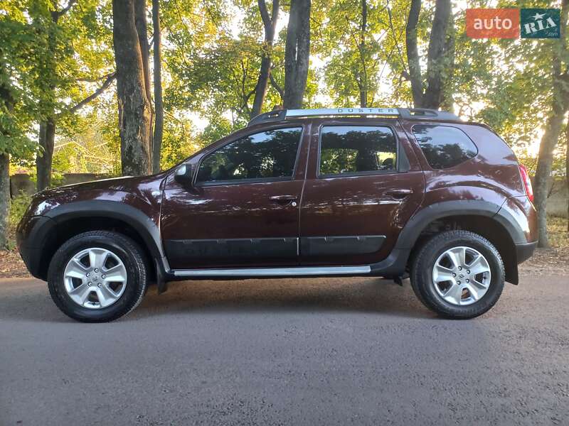 Внедорожник / Кроссовер Renault Duster 2017 в 