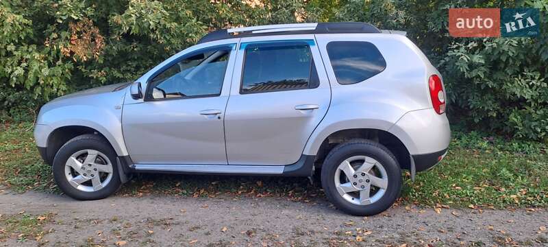 Внедорожник / Кроссовер Renault Duster 2010 в Полтаве