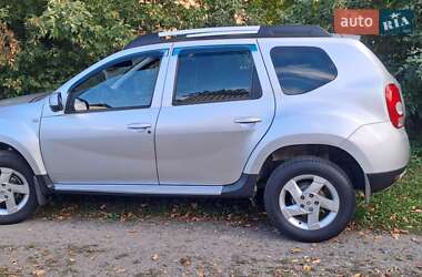 Внедорожник / Кроссовер Renault Duster 2010 в 