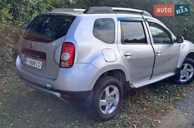 Внедорожник / Кроссовер Renault Duster 2010 в 
