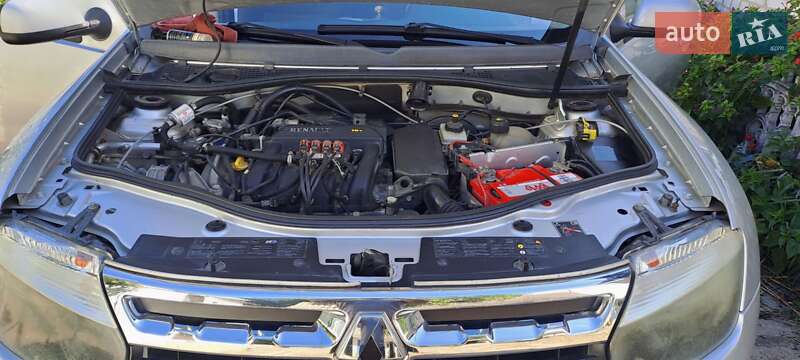 Внедорожник / Кроссовер Renault Duster 2010 в Полтаве