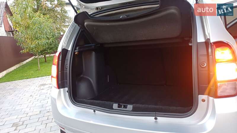 Позашляховик / Кросовер Renault Duster 2015 в Дрогобичі фото 34 Позашляховик / Кросовер Renault Duster 2015 в Дрогобичі