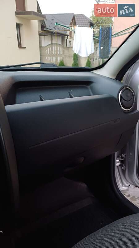 Позашляховик / Кросовер Renault Duster 2015 в Дрогобичі фото 56 Позашляховик / Кросовер Renault Duster 2015 в Дрогобичі