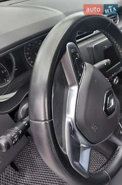 Внедорожник / Кроссовер Renault Duster 2020 в 
