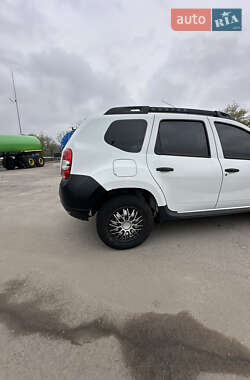 Внедорожник / Кроссовер Renault Duster 2017 в 