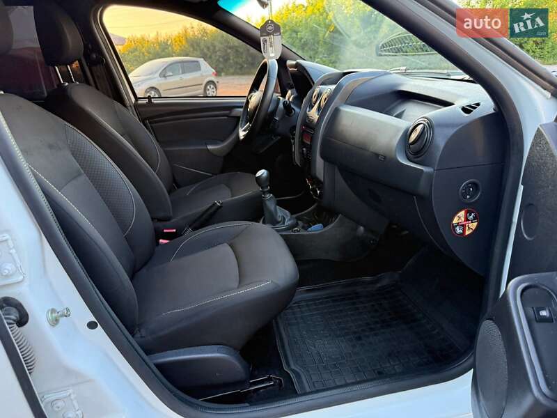 Внедорожник / Кроссовер Renault Duster 2017 в Кременце