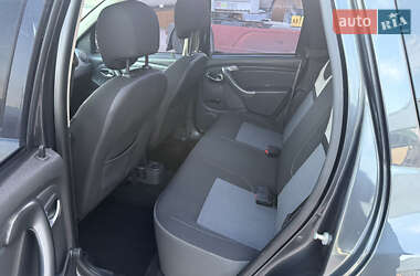 Внедорожник / Кроссовер Renault Duster 2017 в 