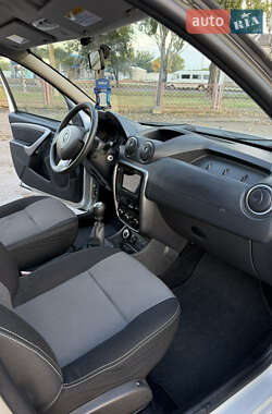 Внедорожник / Кроссовер Renault Duster 2013 в 