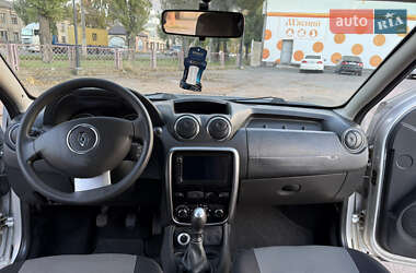 Внедорожник / Кроссовер Renault Duster 2013 в 