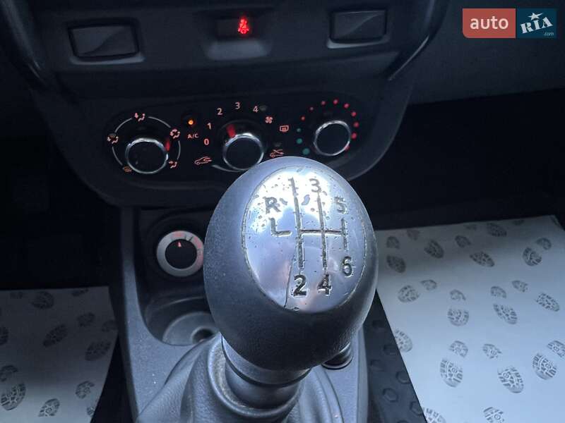 Внедорожник / Кроссовер Renault Duster 2016 в Киеве фото 21 Внедорожник / Кроссовер Renault Duster 2016 в Киеве