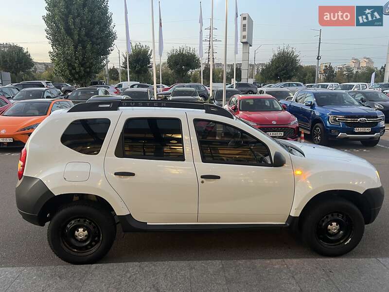 Внедорожник / Кроссовер Renault Duster 2016 в Киеве