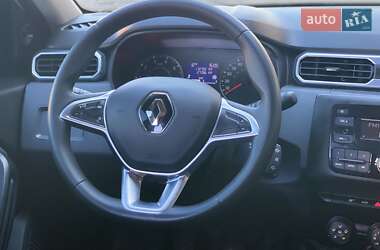 Внедорожник / Кроссовер Renault Duster 2020 в 