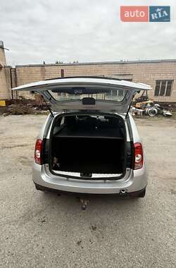 Внедорожник / Кроссовер Renault Duster 2010 в 