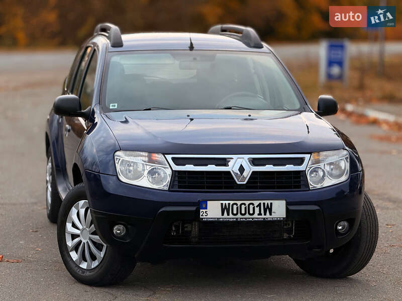 Внедорожник / Кроссовер Renault Duster 2010 в Мене