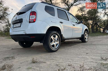 Позашляховик / Кросовер Renault Duster 2017 в  фото 20 Позашляховик / Кросовер Renault Duster 2017 в