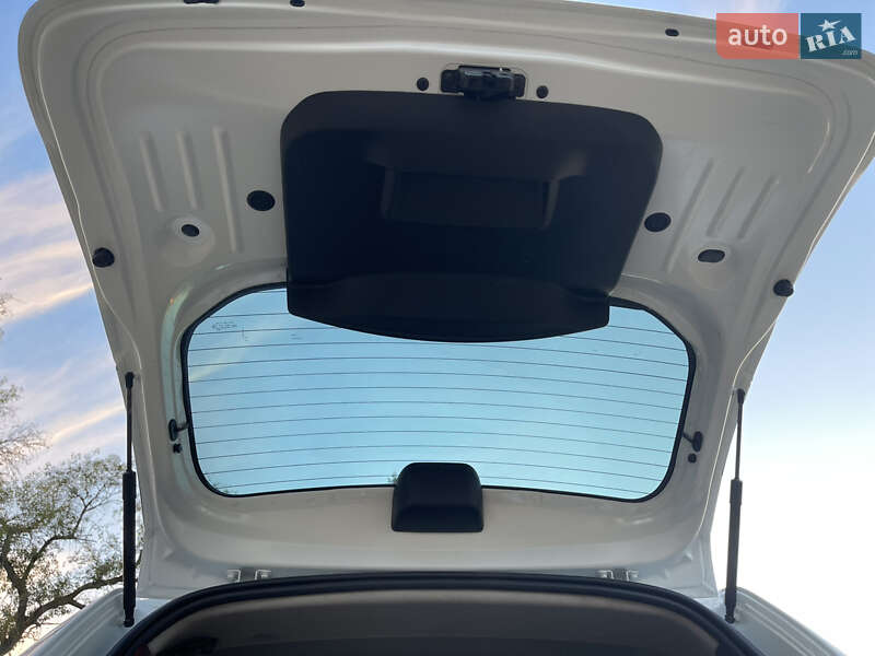 Внедорожник / Кроссовер Renault Duster 2017 в Запорожье фото 44 Внедорожник / Кроссовер Renault Duster 2017 в Запорожье