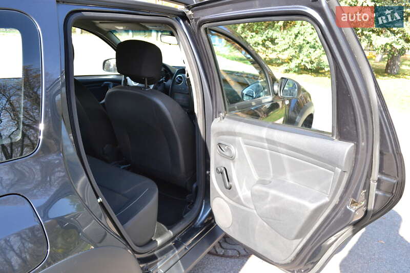 Позашляховик / Кросовер Renault Duster 2016 в Харкові фото 8 Позашляховик / Кросовер Renault Duster 2016 в Харкові