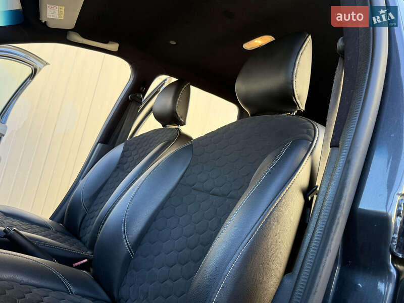 Внедорожник / Кроссовер Renault Duster 2017 в Дрогобыче фото 25 Внедорожник / Кроссовер Renault Duster 2017 в Дрогобыче