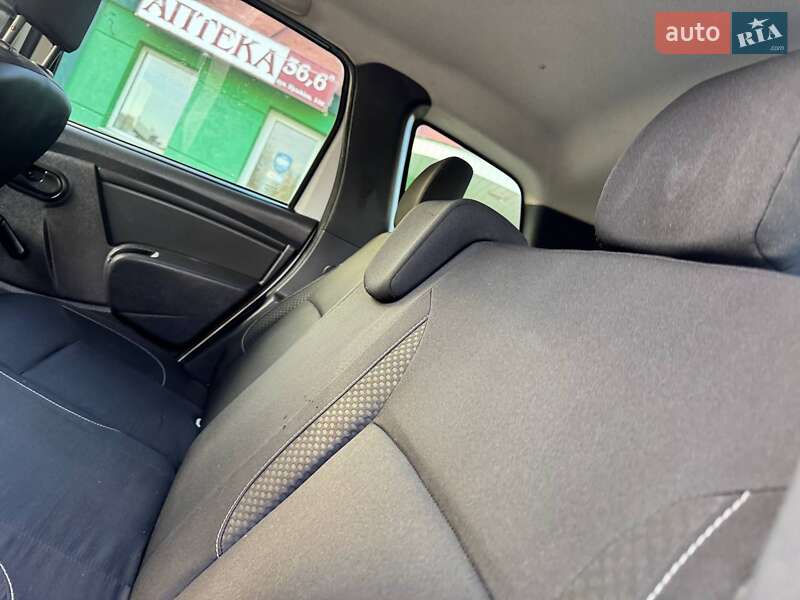 Внедорожник / Кроссовер Renault Duster 2017 в Ахтырке фото 27 Внедорожник / Кроссовер Renault Duster 2017 в Ахтырке