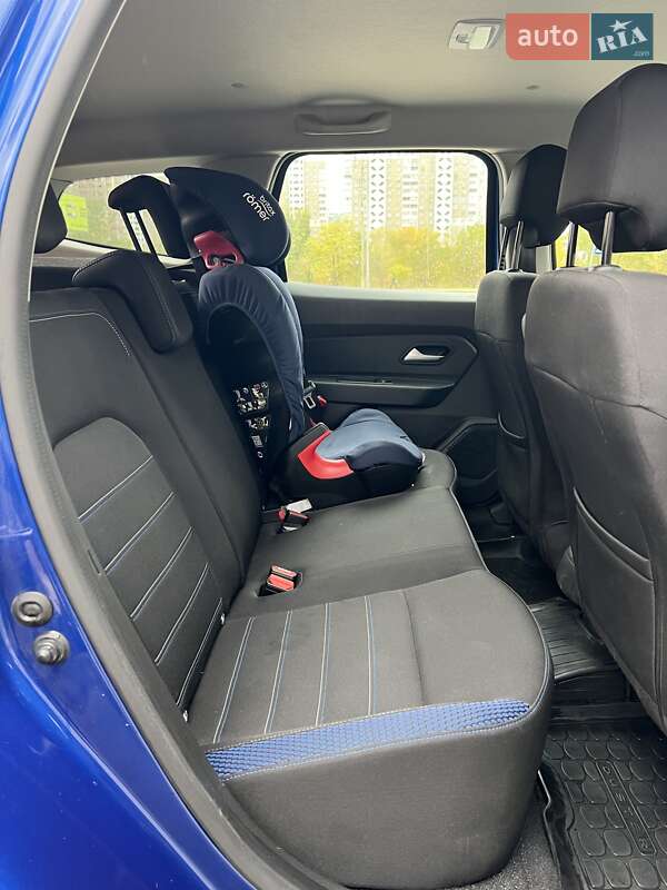 Внедорожник / Кроссовер Renault Duster 2021 в Киеве