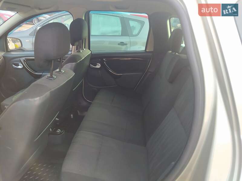 Внедорожник / Кроссовер Renault Duster 2012 в Чернигове фото 2 Внедорожник / Кроссовер Renault Duster 2012 в Чернигове