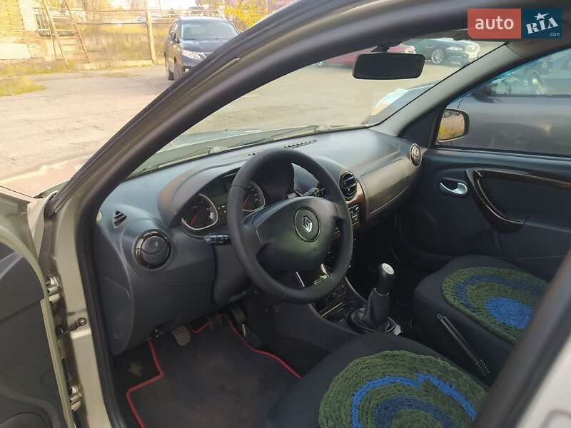 Внедорожник / Кроссовер Renault Duster 2012 в Чернигове фото 5 Внедорожник / Кроссовер Renault Duster 2012 в Чернигове