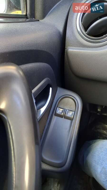 Внедорожник / Кроссовер Renault Duster 2017 в Ивано-Франковске фото 9 Внедорожник / Кроссовер Renault Duster 2017 в Ивано-Франковске